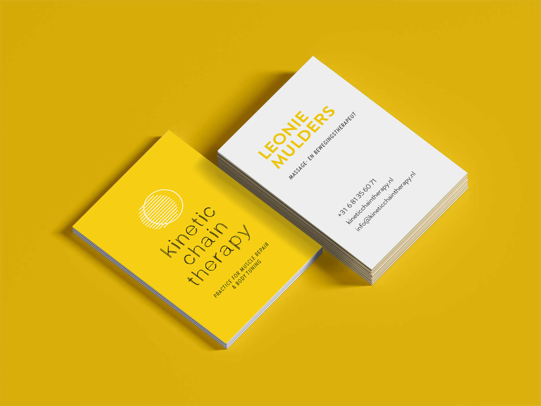 Robyn_Businesscards_Free-Postcard-Mockup.jpg